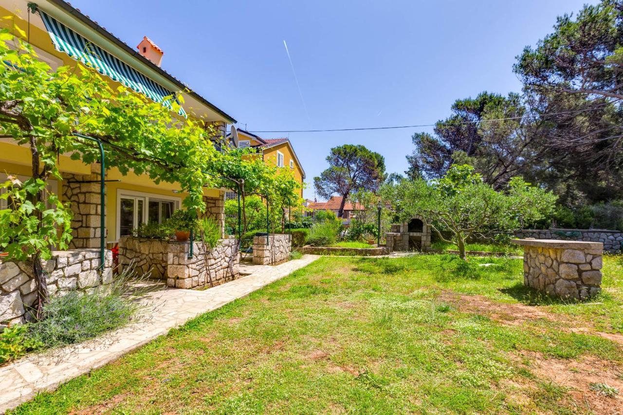 Apartments Margarita Mali Lošinj Eksteriør bilde
