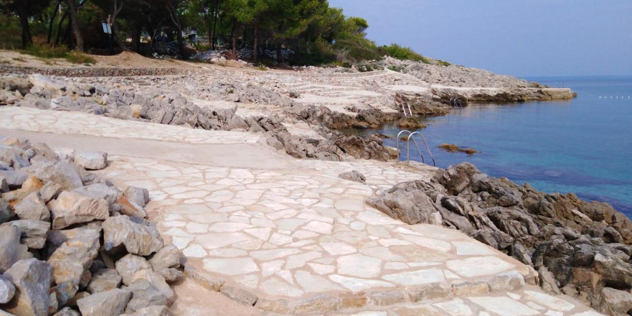 Apartments Margarita Mali Lošinj Eksteriør bilde